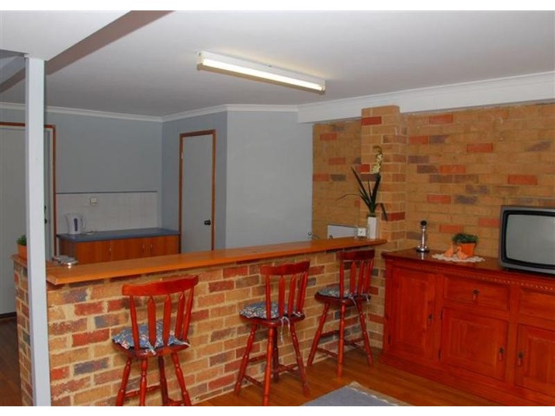 8 Casey Ct, Dundowran Beach QLD 4655