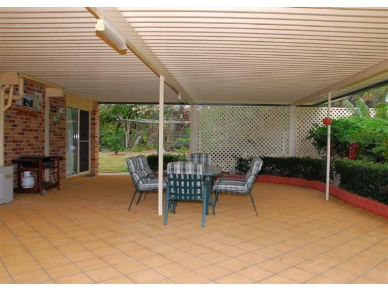 8 Casey Ct, Dundowran Beach QLD 4655