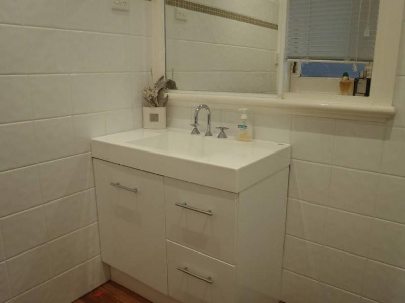 13 Queen St, Reservoir VIC 3073
