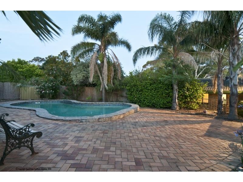 3 Wara Ct, O’halloran Hill SA 5158