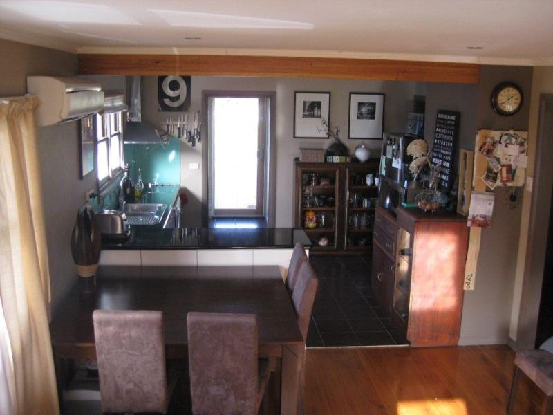 9 Russell Rd, Claremont TAS 7011