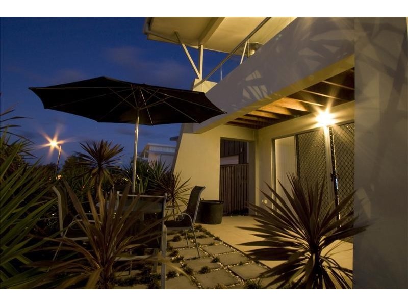11 Worchester Tce, Reedy Creek QLD 4227