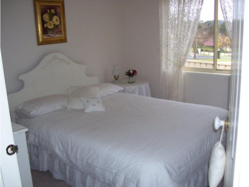 1 Friesian Way, Picton NSW 2571