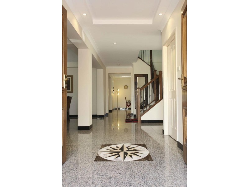 8 Minuet Ct, Glenwood NSW 2768