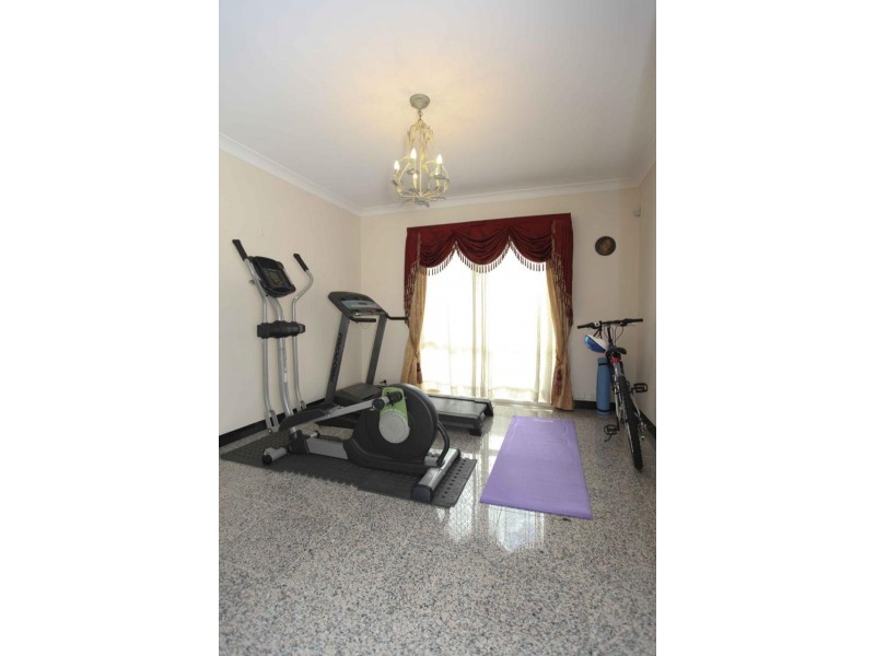 8 Minuet Ct, Glenwood NSW 2768