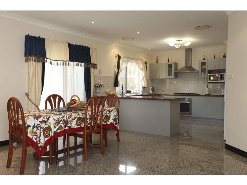 8 Minuet Ct, Glenwood NSW 2768