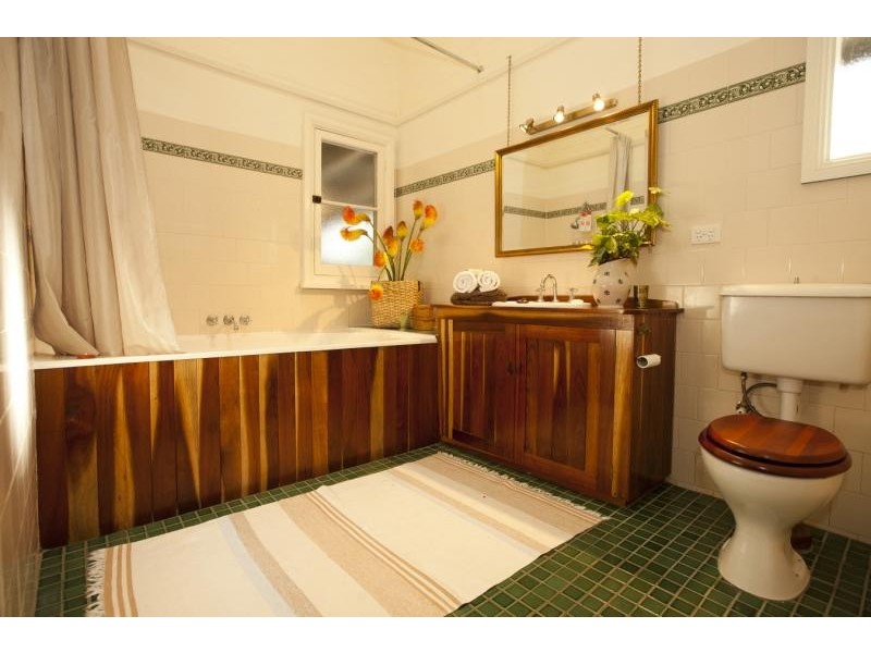 24 Watson St, Bellingen NSW 2454