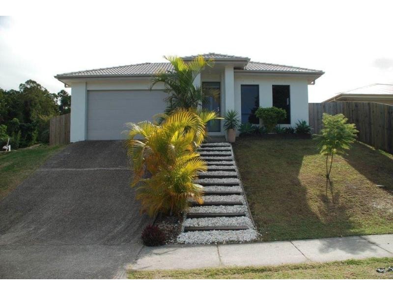 125 McGinn Rd, Ferny Grove QLD 4055