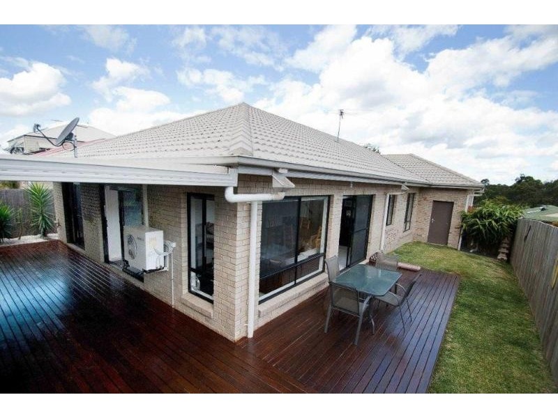 125 McGinn Rd, Ferny Grove QLD 4055