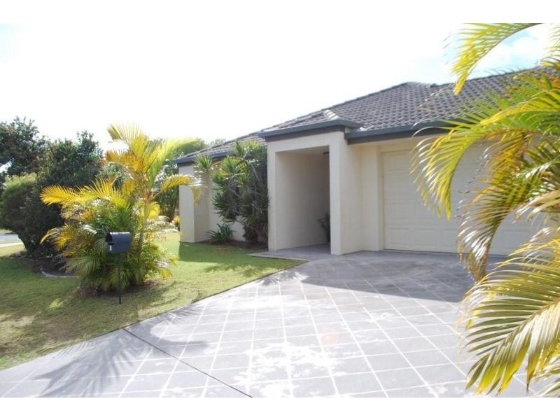 1 Kingfisher Cct, Kingscliff NSW 2487