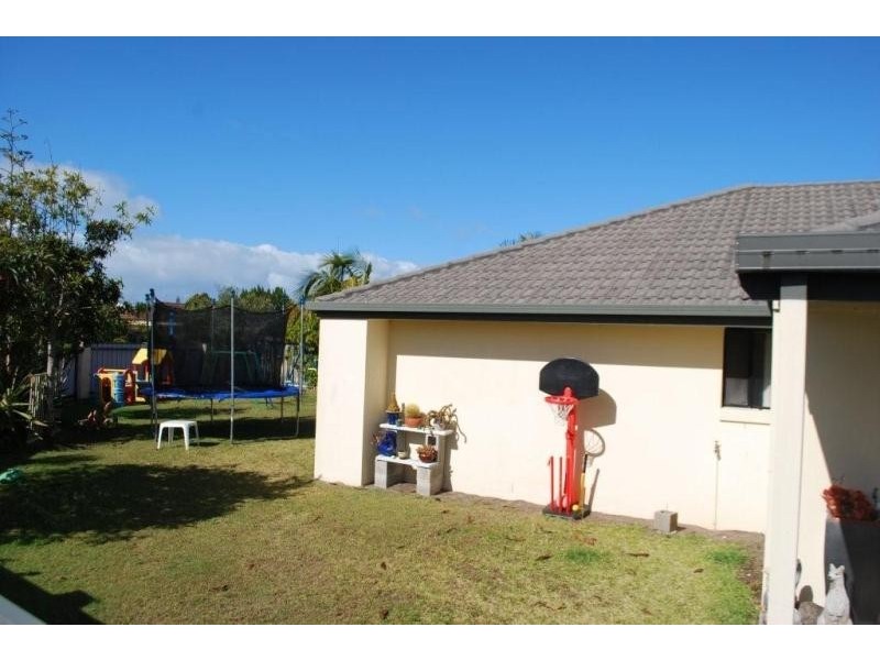 1 Kingfisher Cct, Kingscliff NSW 2487