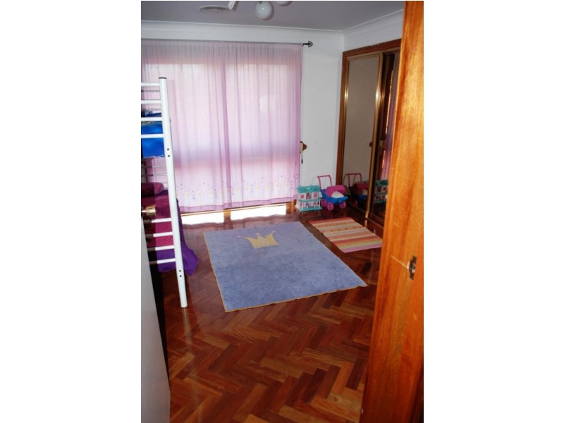 35 Dunkeld Pl, St Andrews NSW 2566