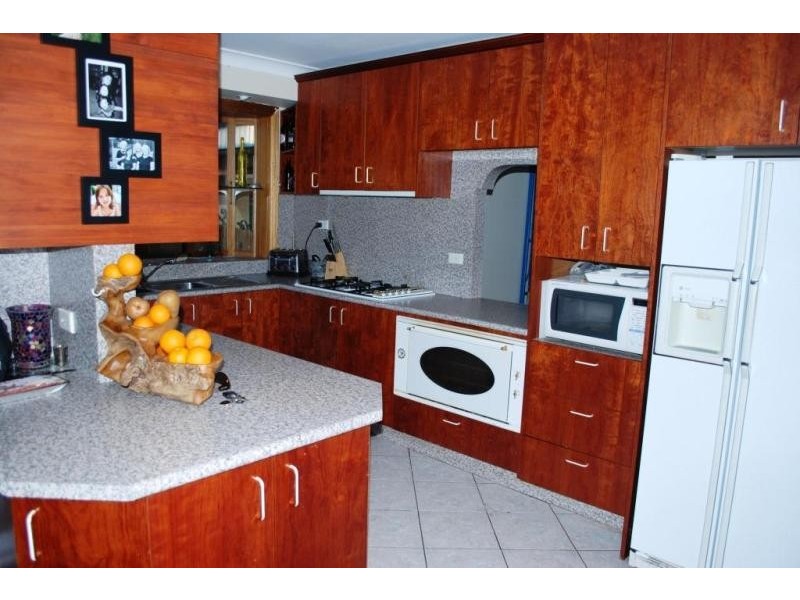 35 Dunkeld Pl, St Andrews NSW 2566