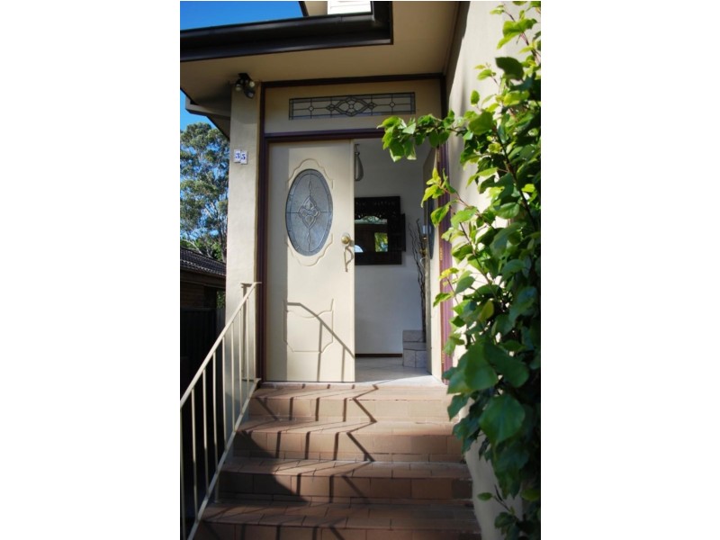 35 Dunkeld Pl, St Andrews NSW 2566