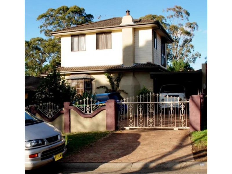 35 Dunkeld Pl, St Andrews NSW 2566