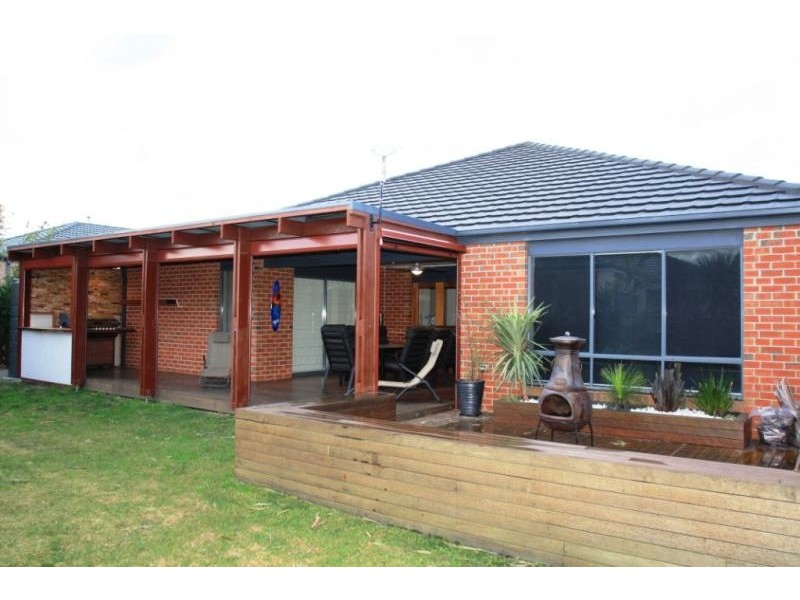 5 Castawellan St, Lyndhurst VIC 3975