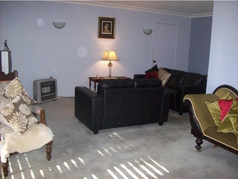 2 Sherrian Cl, Dudley NSW 2290