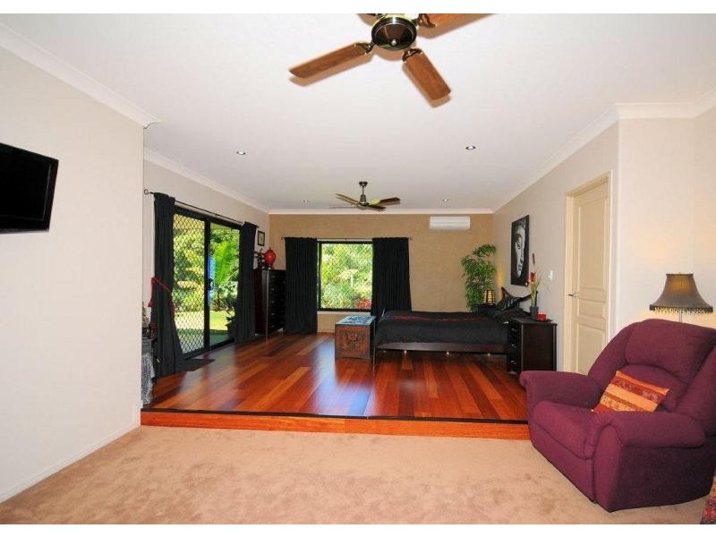 6 Chiquita Ct, Dundowran Beach QLD 4655