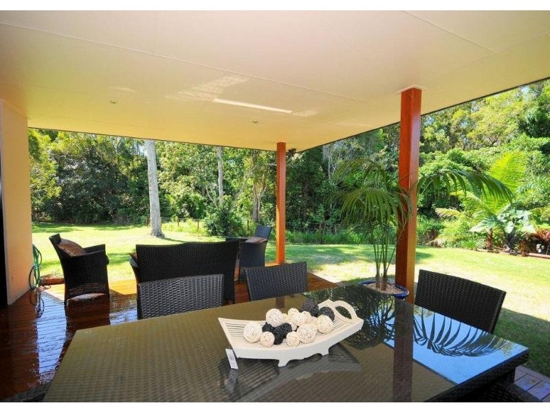 6 Chiquita Ct, Dundowran Beach QLD 4655