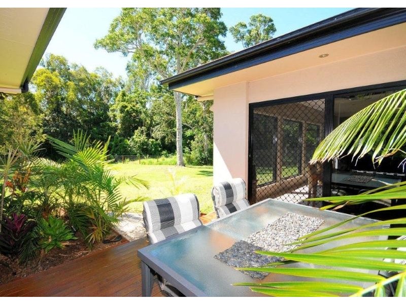 6 Chiquita Ct, Dundowran Beach QLD 4655