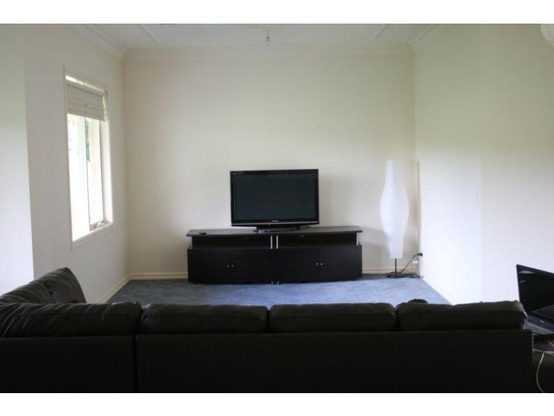 140 The Panorama -, Mickleham VIC 3064