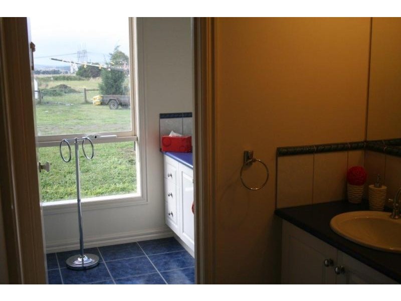 140 The Panorama -, Mickleham VIC 3064