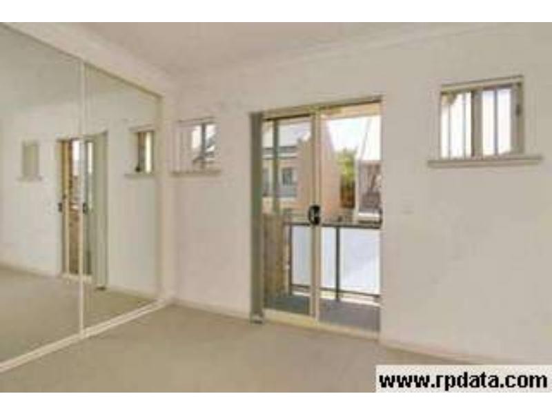 8/1-9 Eleanor St, Rosehill NSW 2142