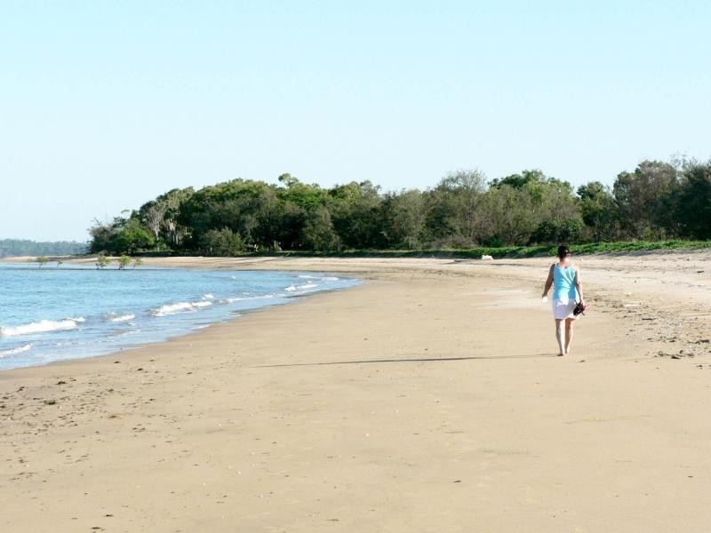 41 Howitson Dr, Balgal Beach QLD 4816