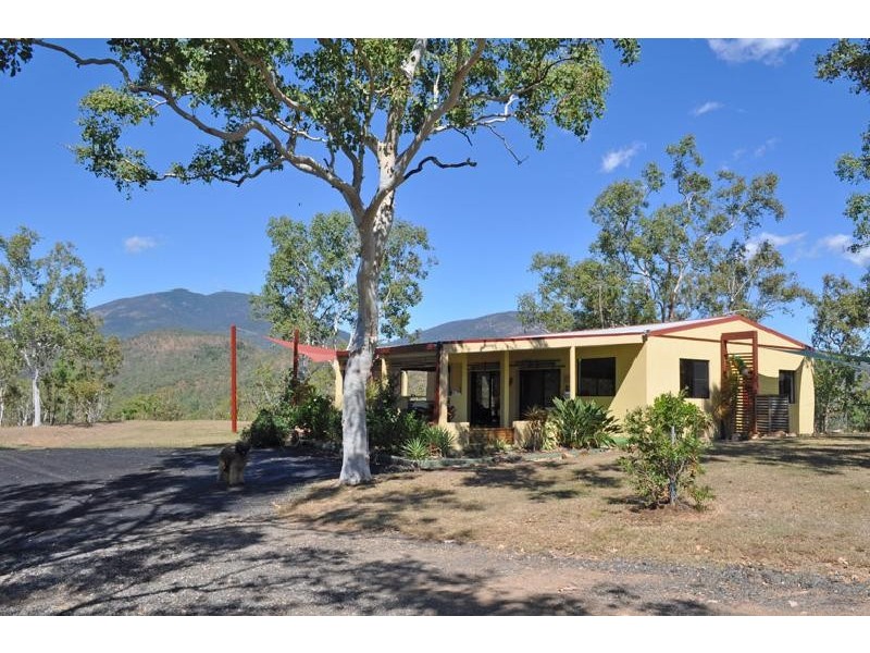 4 Hancock Rd, Alligator Creek QLD 4816