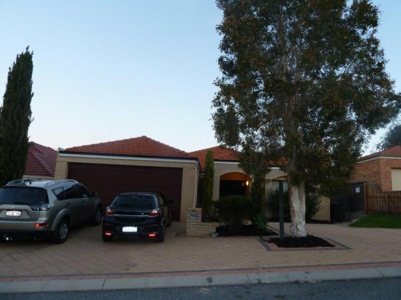 26 Goldfinch Loop, Woodvale WA 6026