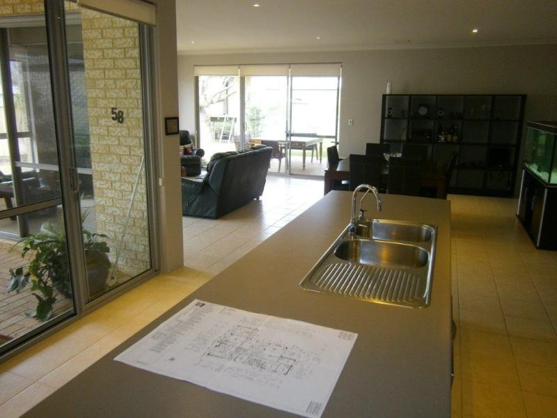 58 Austral Pde, Bunbury WA 6230