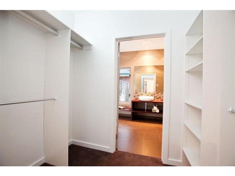 1A Graham St, Glanville SA 5015