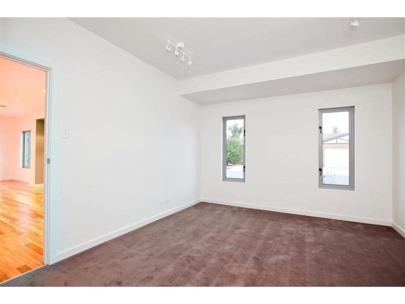 1A Graham St, Glanville SA 5015