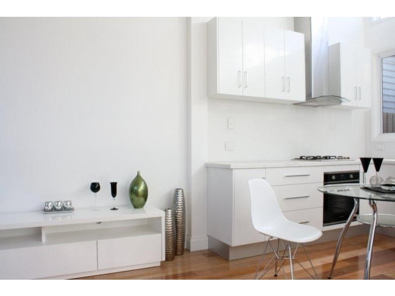 30 Claude St, Northcote VIC 3070