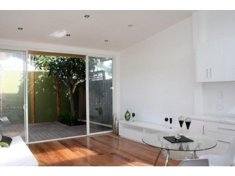 30 Claude St, Northcote VIC 3070