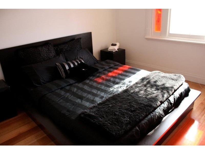 30 Claude St, Northcote VIC 3070