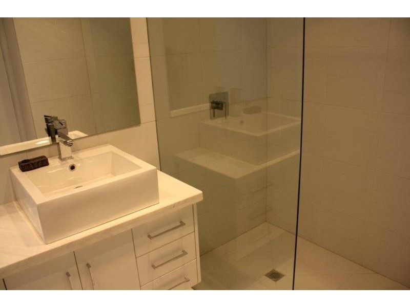30 Claude St, Northcote VIC 3070