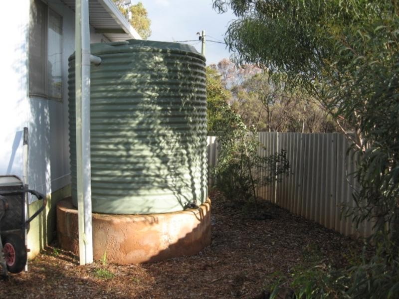 29 Seimons Ave, Corrigin WA 6375