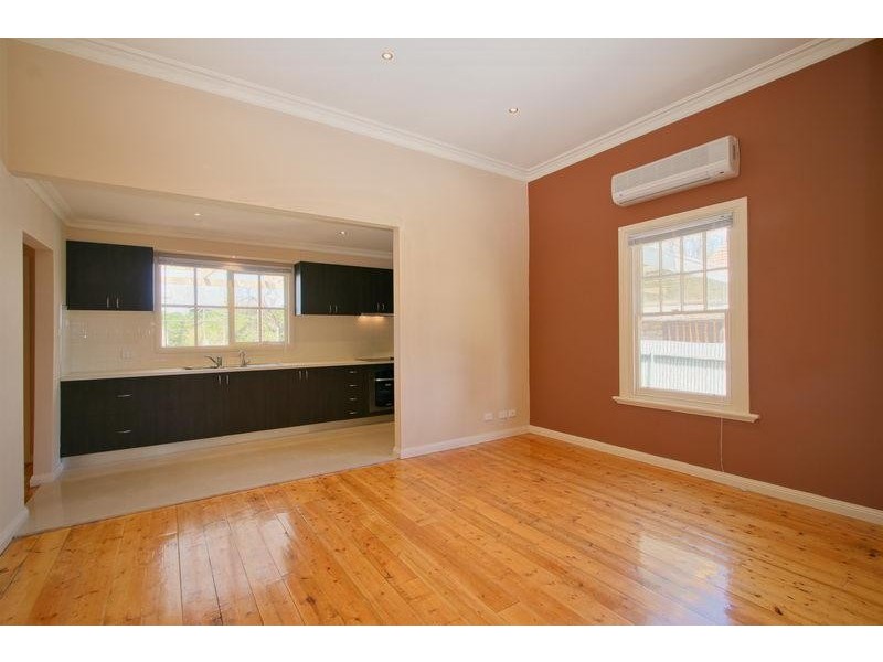 10 Davis Ave, Nhill VIC 3418
