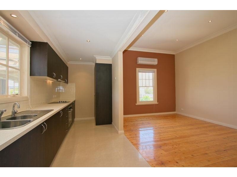 10 Davis Ave, Nhill VIC 3418
