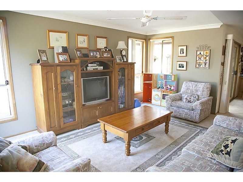 24 Dorrington Cres, Bligh Park NSW 2756
