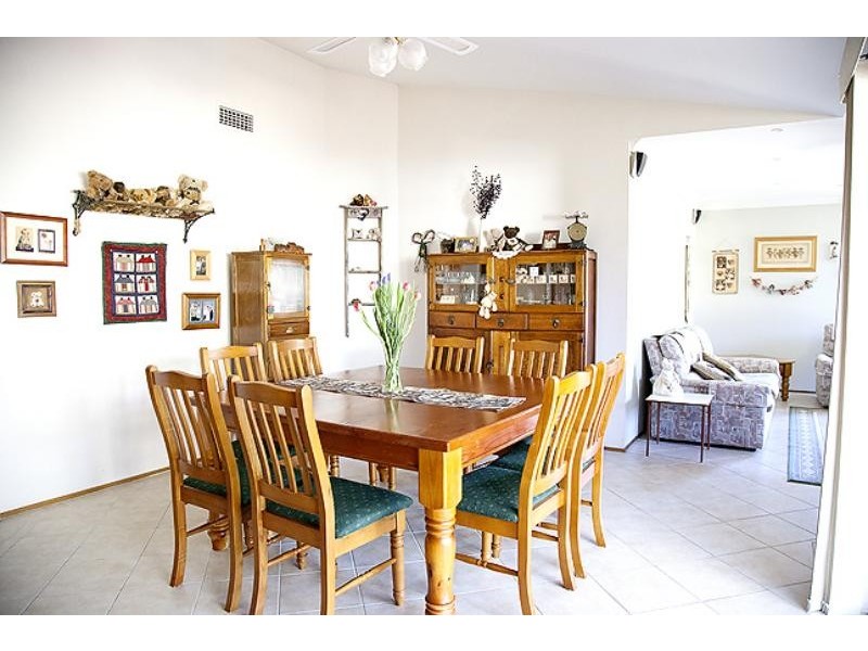 24 Dorrington Cres, Bligh Park NSW 2756