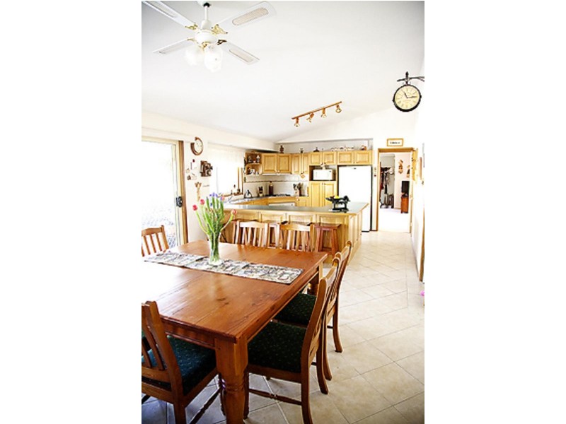 24 Dorrington Cres, Bligh Park NSW 2756
