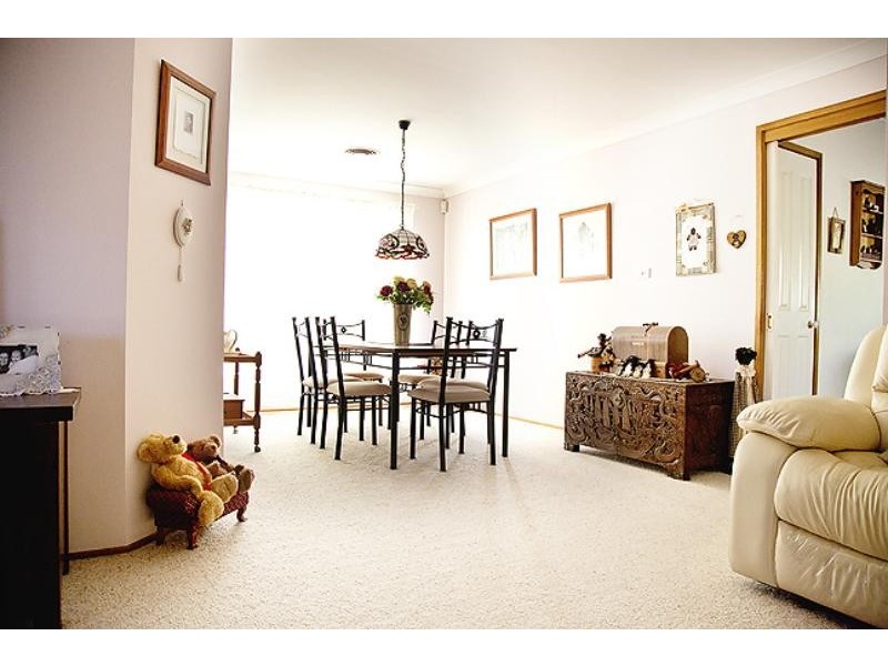 24 Dorrington Cres, Bligh Park NSW 2756