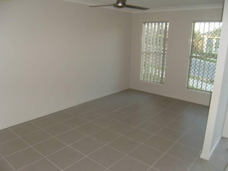 51 Lindeman St, Springfield Lakes QLD 4300