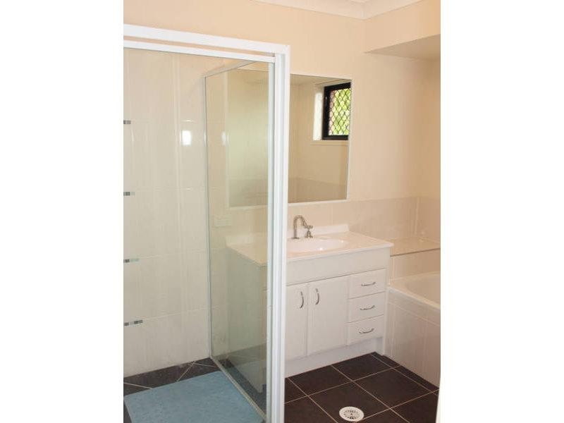 4 Starlight  Ct, Springfield QLD 4300