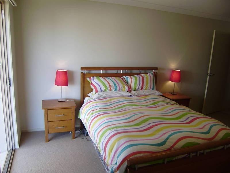 4 Shallow Bay  Dr, Springfield Lakes QLD 4300