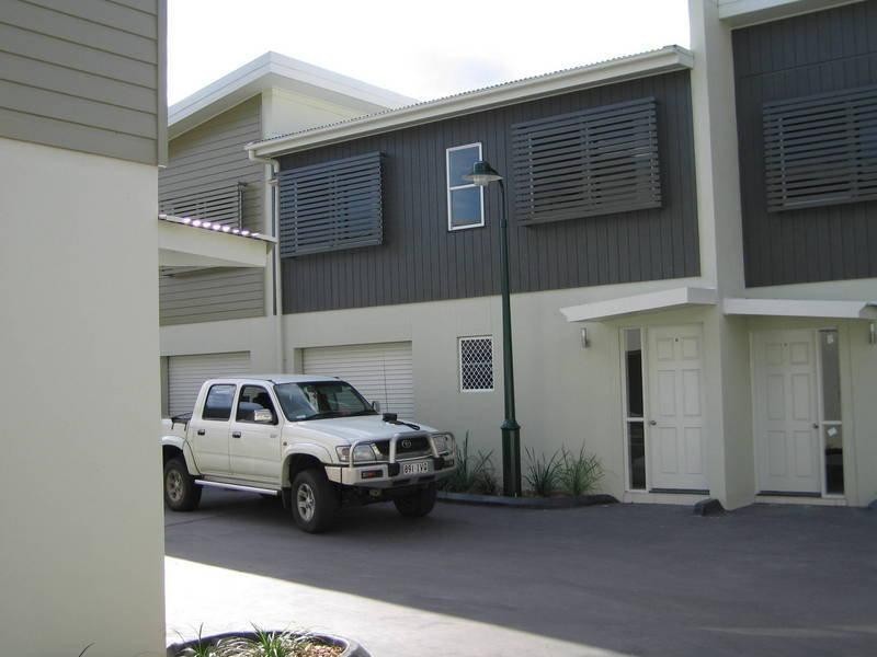 59 Mary  St, Kingston QLD 4114