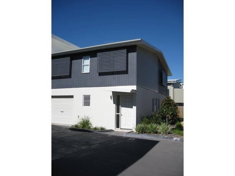59 Mary  St, Kingston QLD 4114