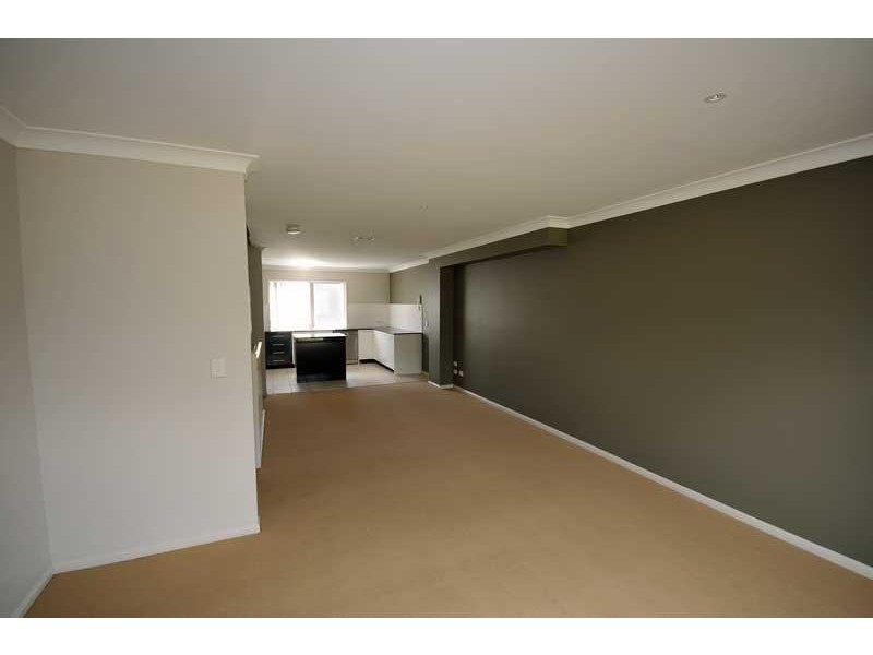 59 Mary  St, Kingston QLD 4114